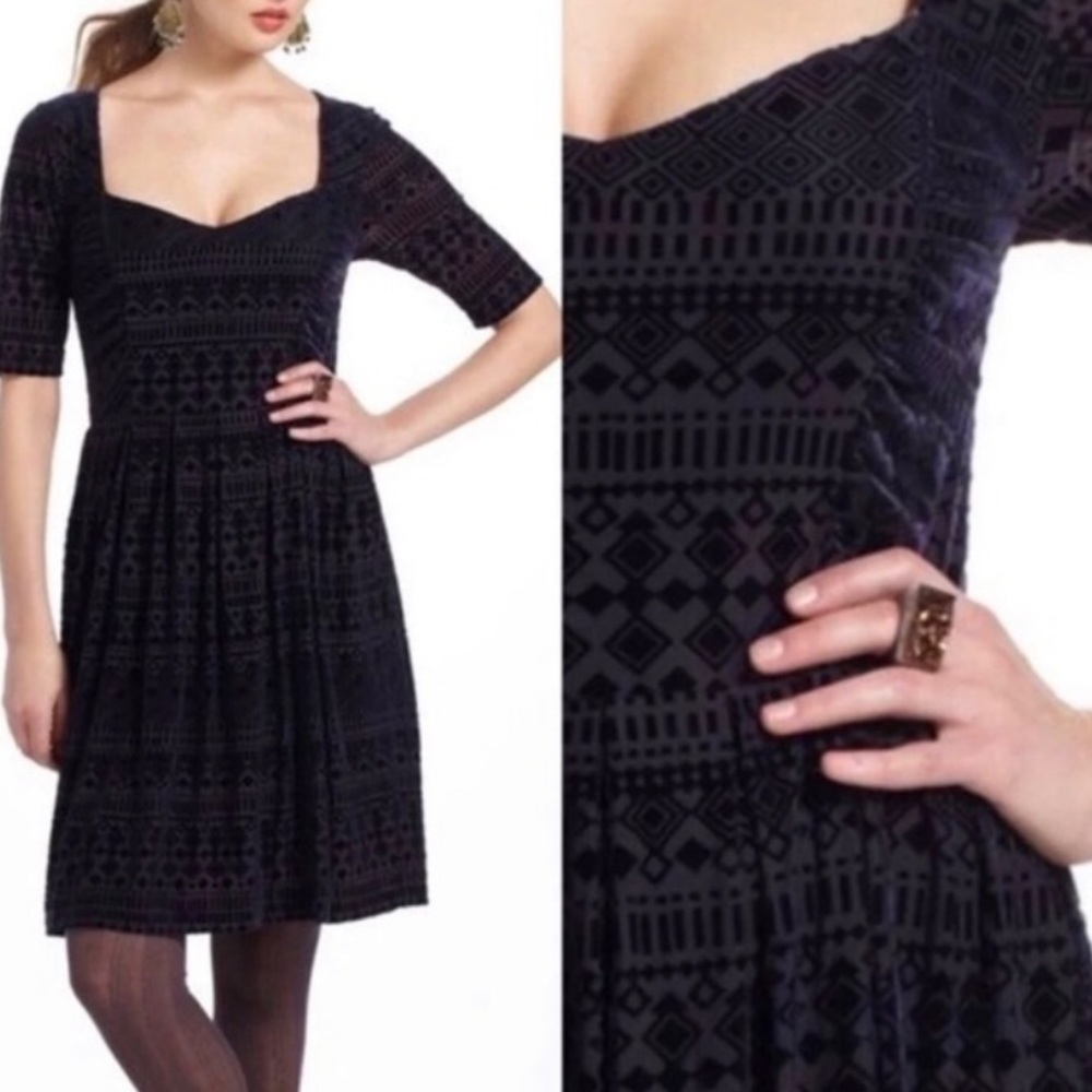 Anthro Meadow Rue velour geometric Aztec pattern dress fit n flare soft skirt XS